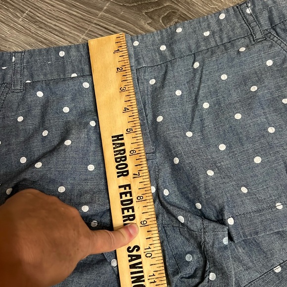 Vintage J Crew City Fit Shorts Women’s Size 8 Blue Chambray With White Polka Dot - Picture 9 of 10